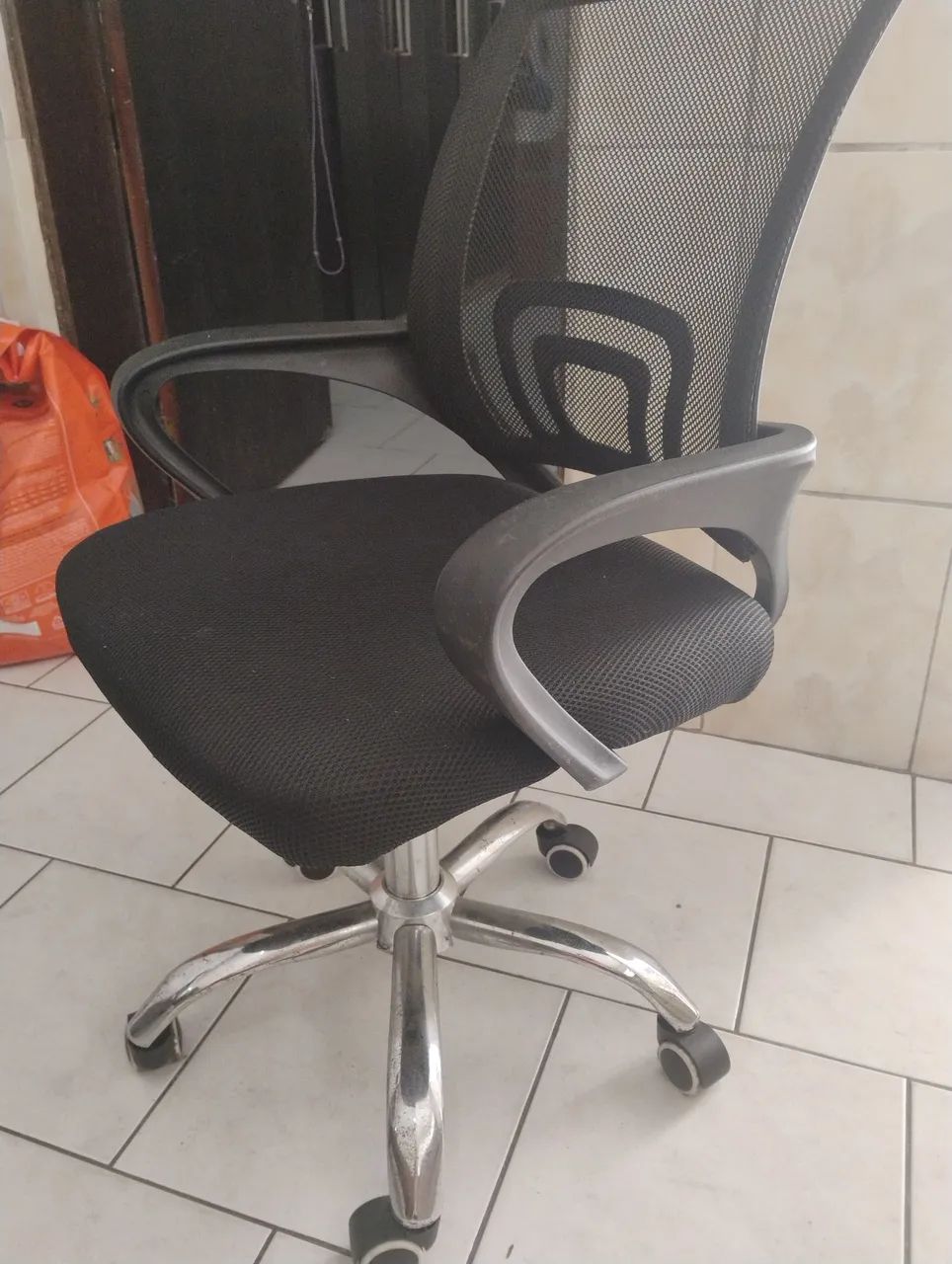  2 Cadeiras  - Foto 3