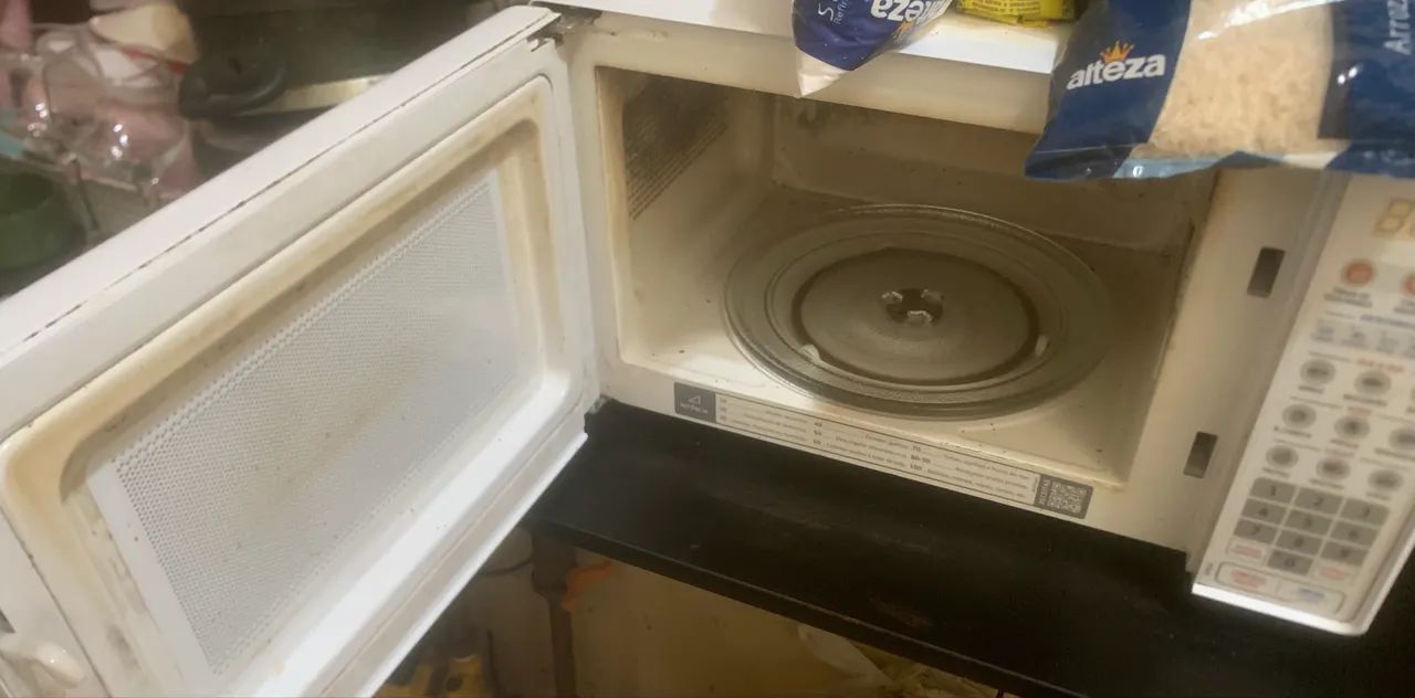 VENDO MICROONDAS ELECTROLUX 27L