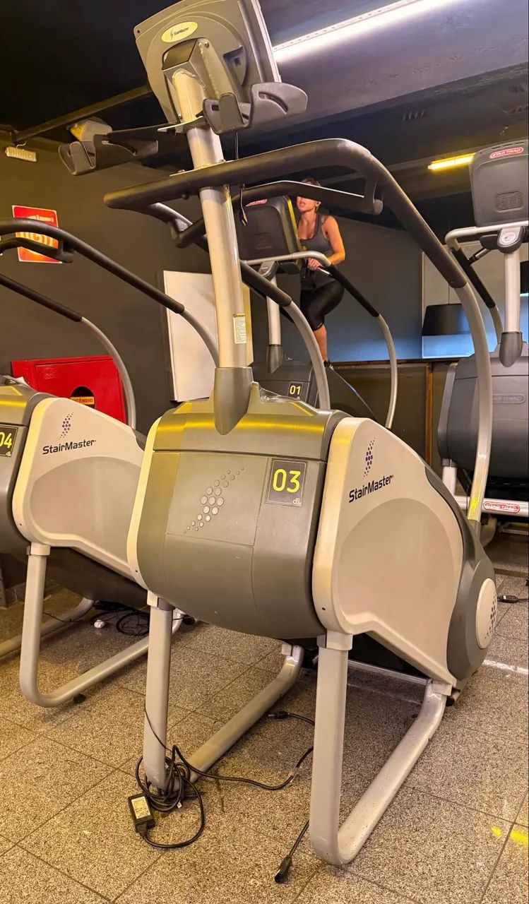 SIMULADOR ESCADA STAIR MASTER - Foto 4