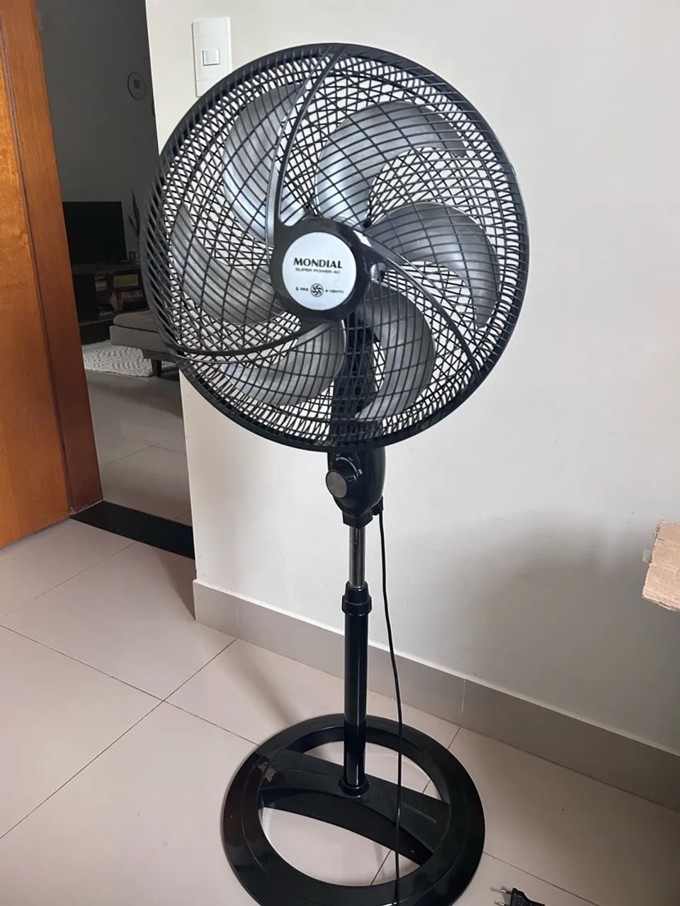 Ventilador 220 troco ou vendo 
