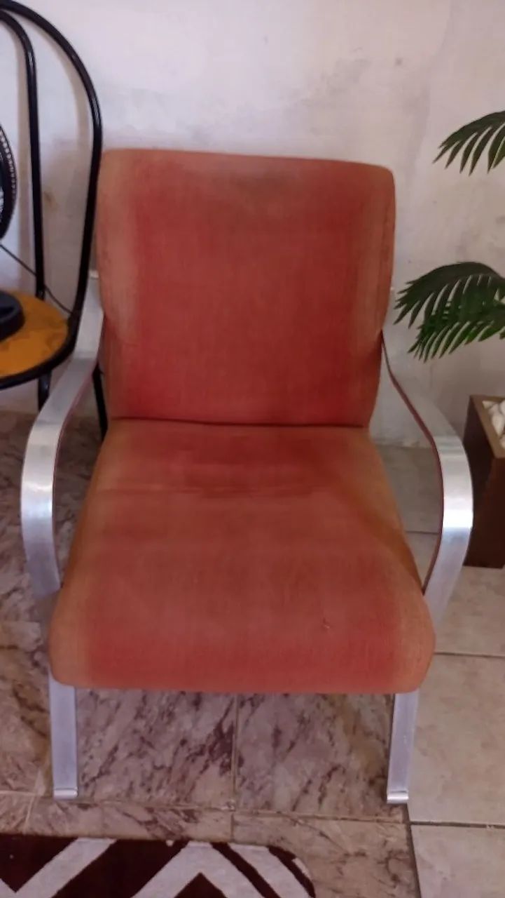 Vendo duas poltronas 