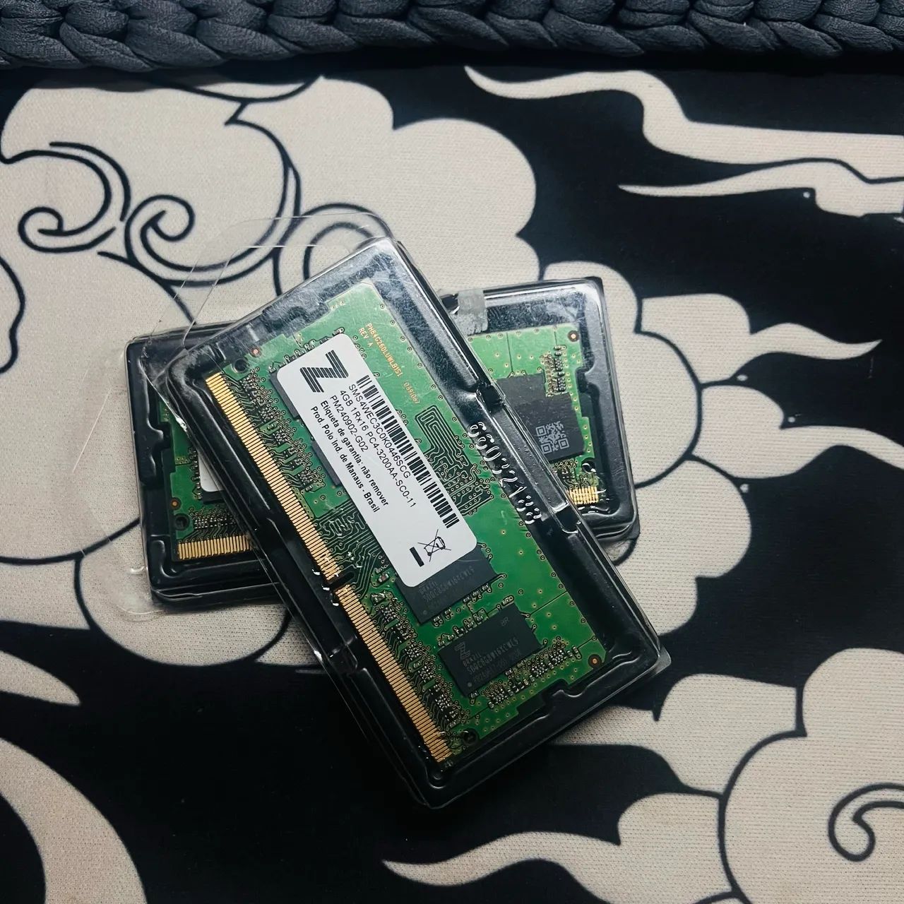 Memória RAM (4x2) 8GB DDR4 3200MHz Samsung Notebook (Pouco Uso