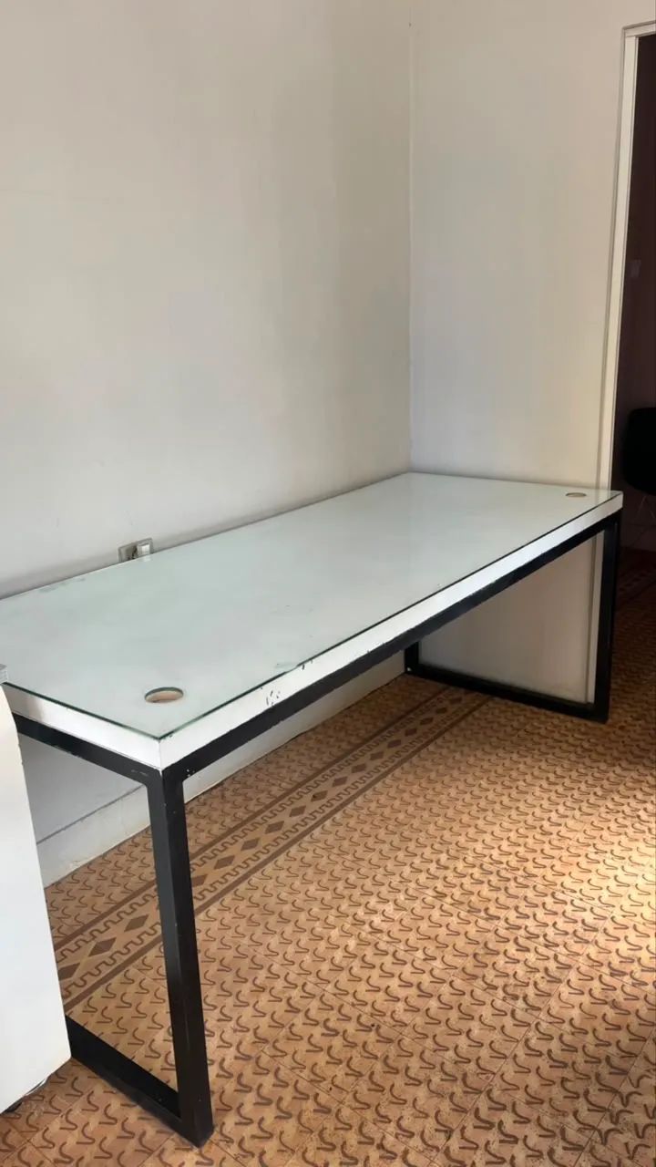 Tampo de vidro e mesa branca  - Foto 3