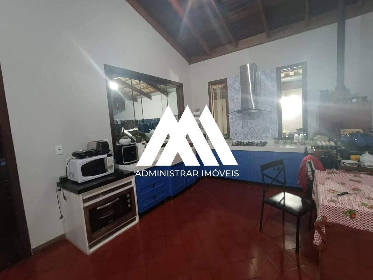Vendo casa em Itaúna em excelente localização! - Foto 3