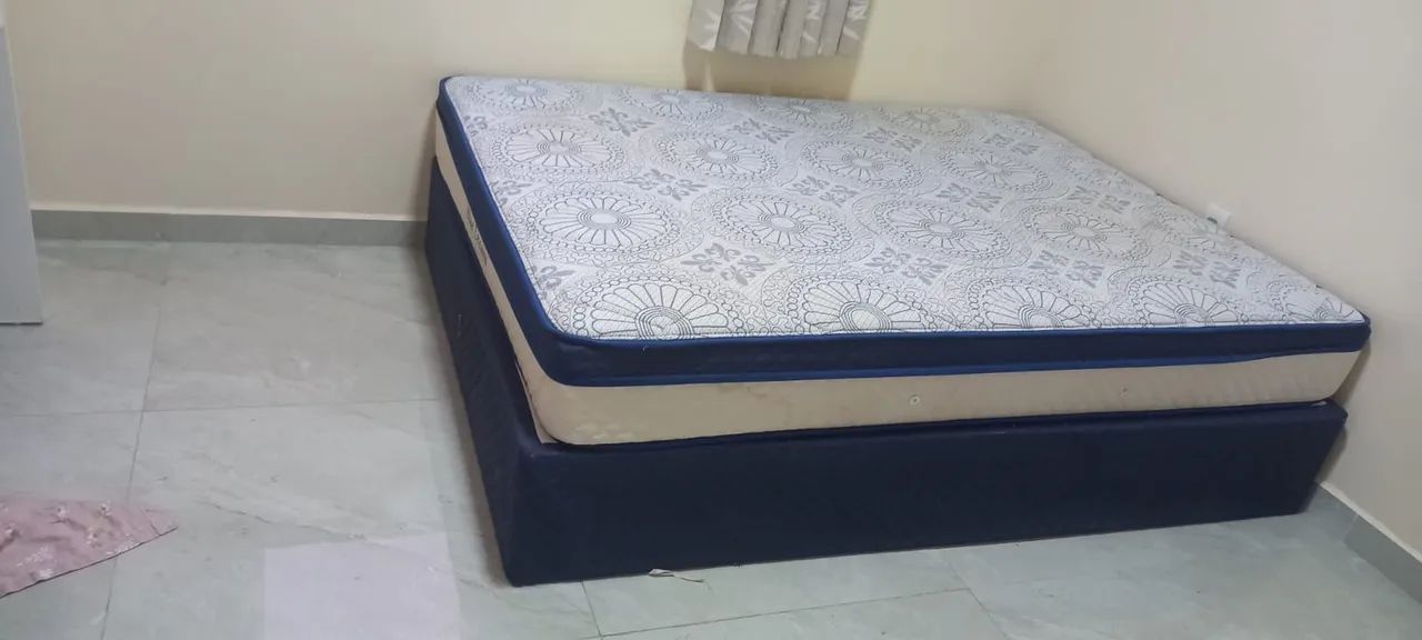 Cama e mesa de estudo - Foto 3