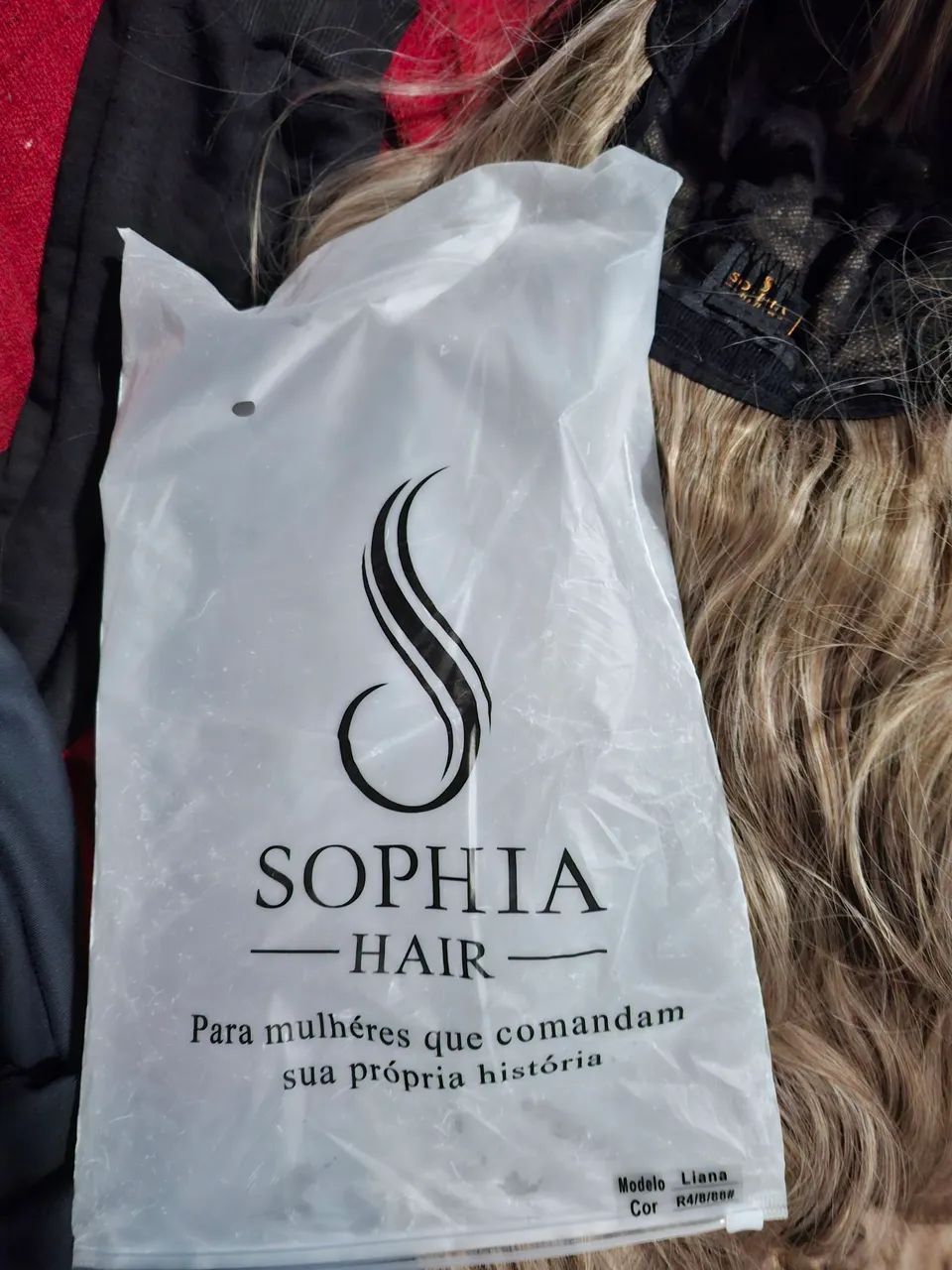 Peruca feminina