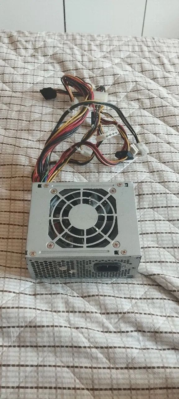 Fonte miniATX Delta eletronics 