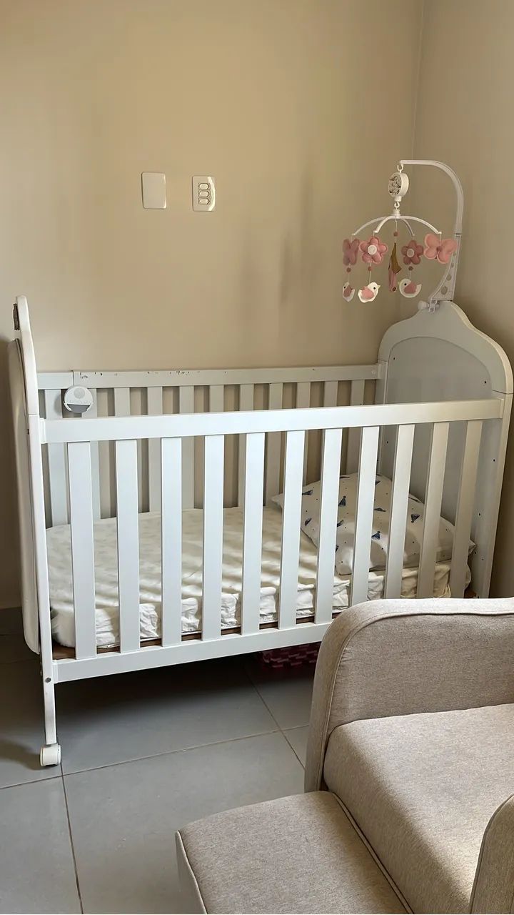 Berço vira cama e tem 3 opções de altura - Foto 2