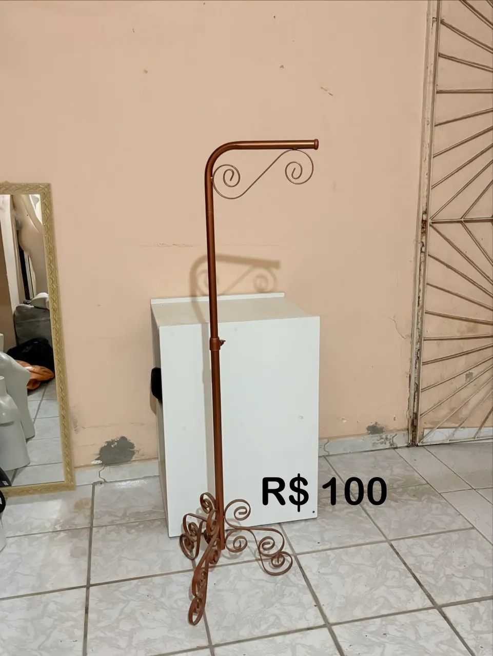 PEDESTAL DE LOOK ROSE GOLD