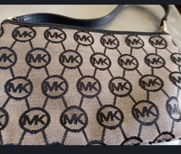 Bolsa  - Foto 2