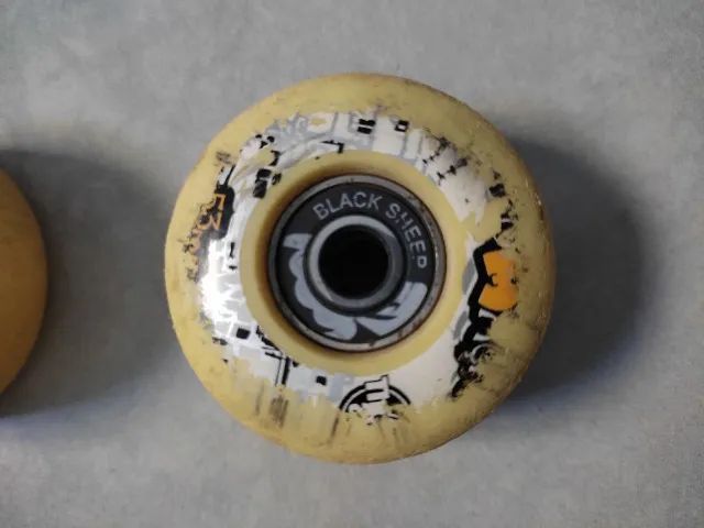 Rodinhas skate Black Sheep Smoke 53mm - Dureza 100A - Foto 4