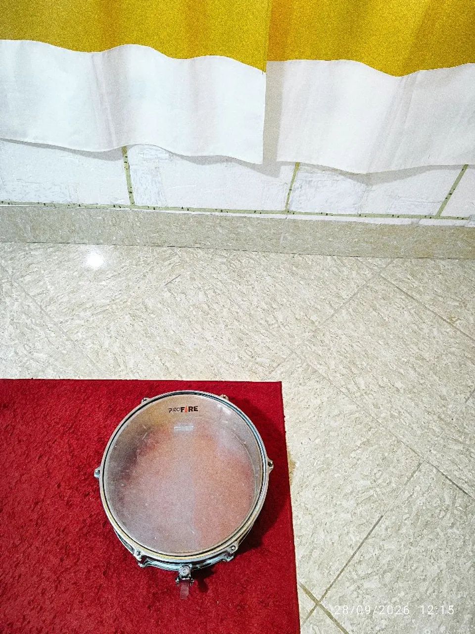 Vendo uma caixa de bateria em aço dorada @4 polegadas 6 afinação simples detalhes usada - Foto 3