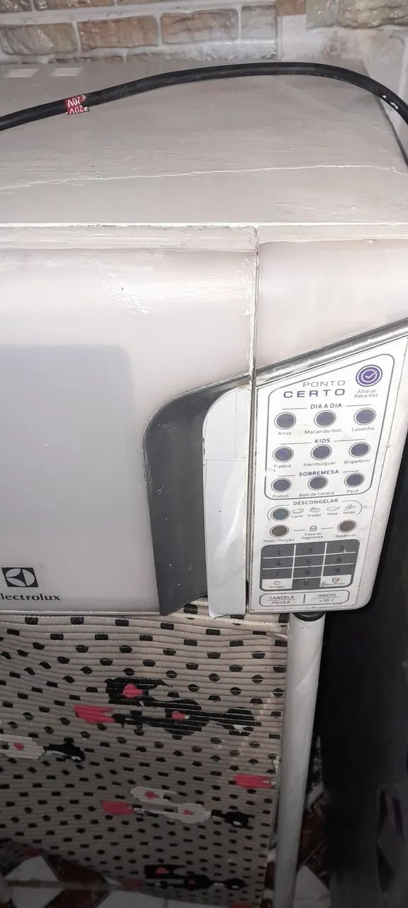 Micro ondas electrolux com defeito
