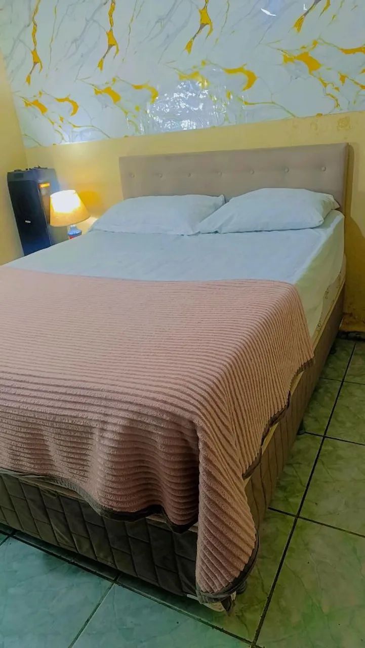 Cama box casal Queen ,não faço entrega 