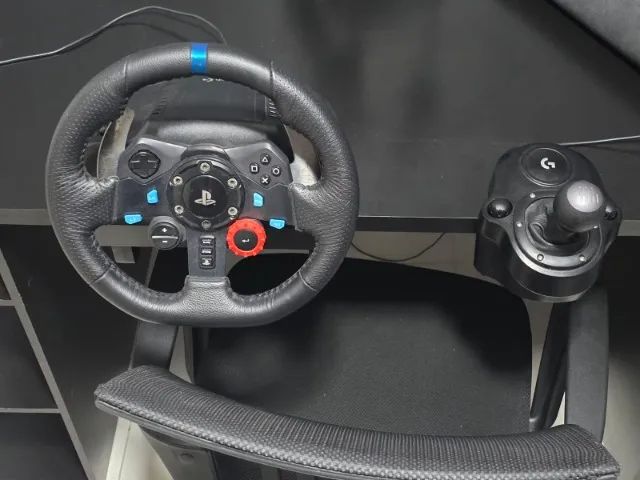 Volante G29 + pedais + Câmbio - kit completo NOVÍSSIMO! - Foto 2