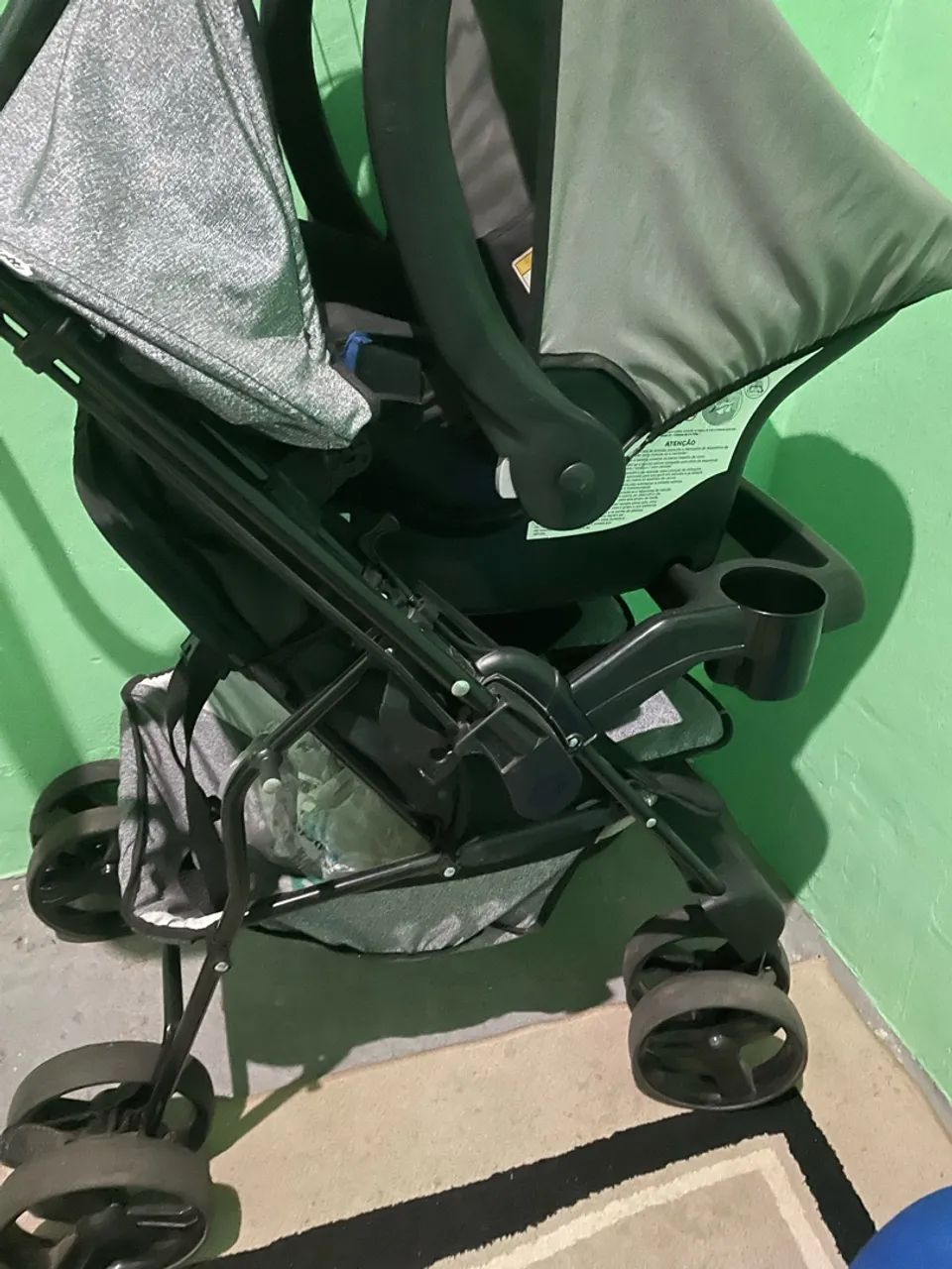 Carrinho com bebê conforto  - Foto 2