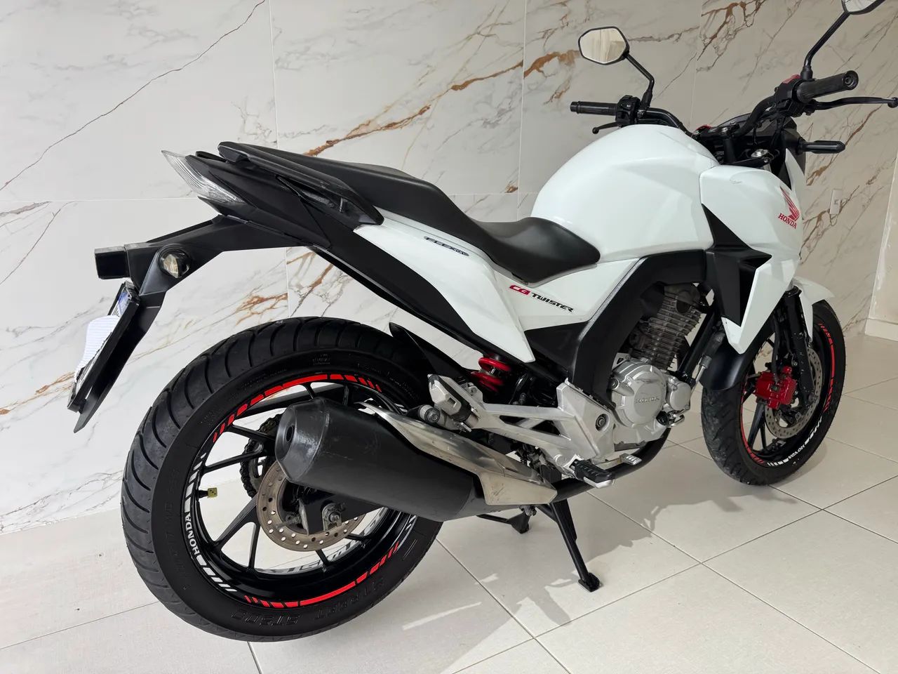 Cb Twister 250 ano 2016 - Foto 3
