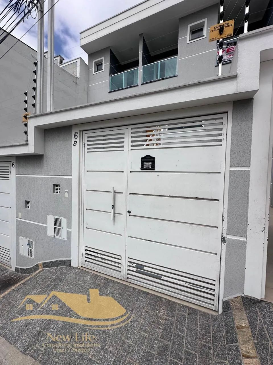 Oportunidade! Sobrado Impecável com Suíte e Sacada na Zona Norte - Foto 2