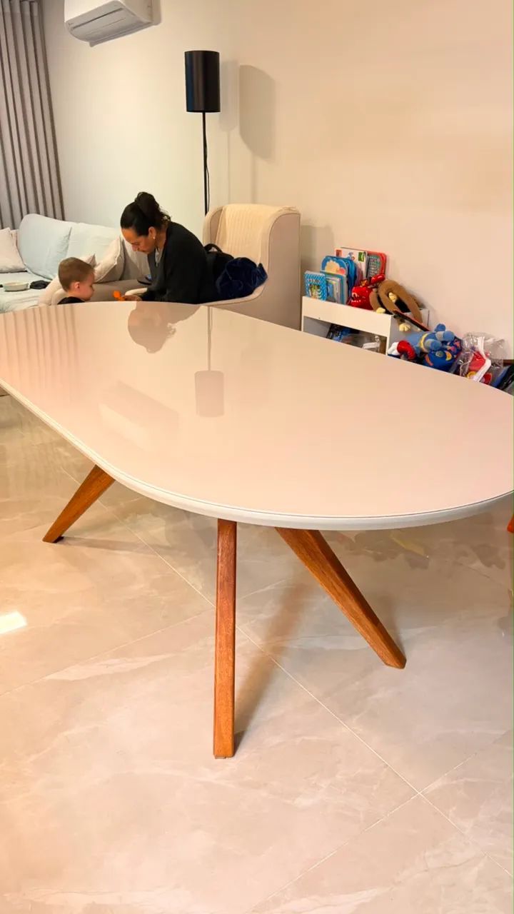 Mesa com 6 cadeiras 2.10x1.00m - Foto 4
