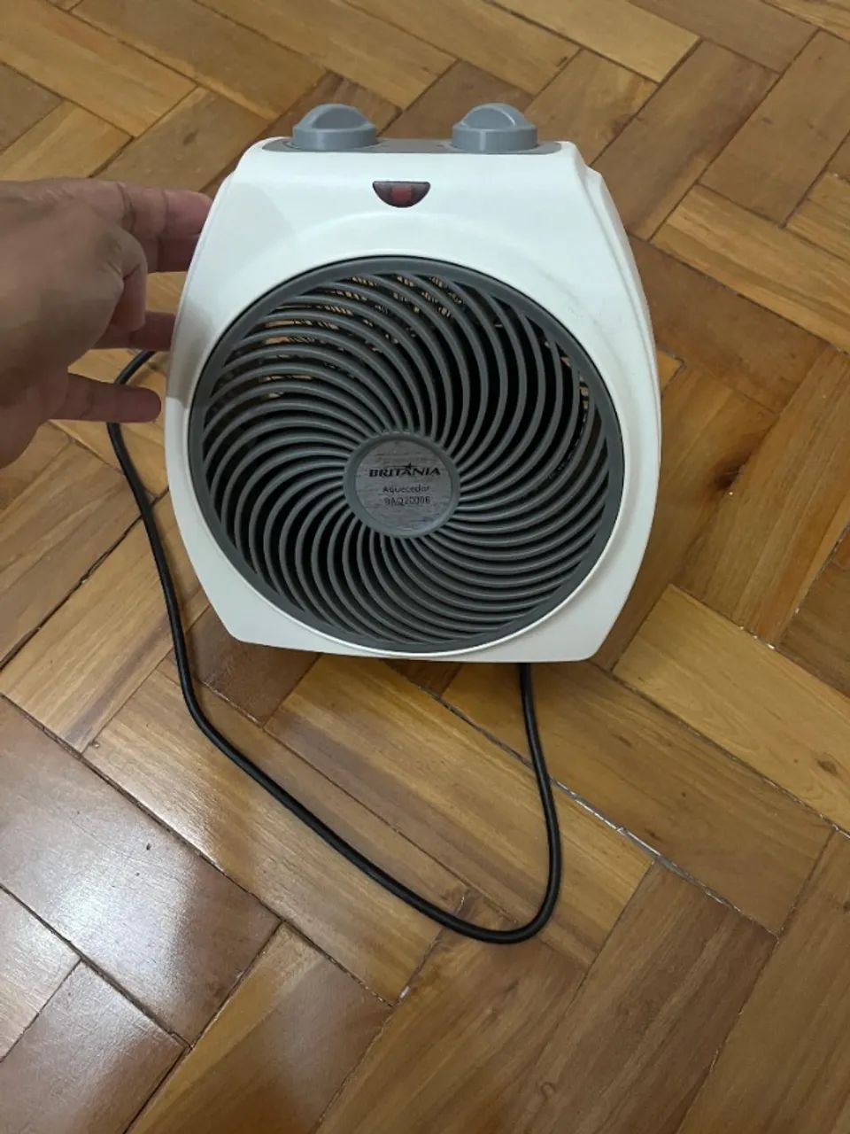 Aquecedor Britânia BAQ2000B. - Foto 2