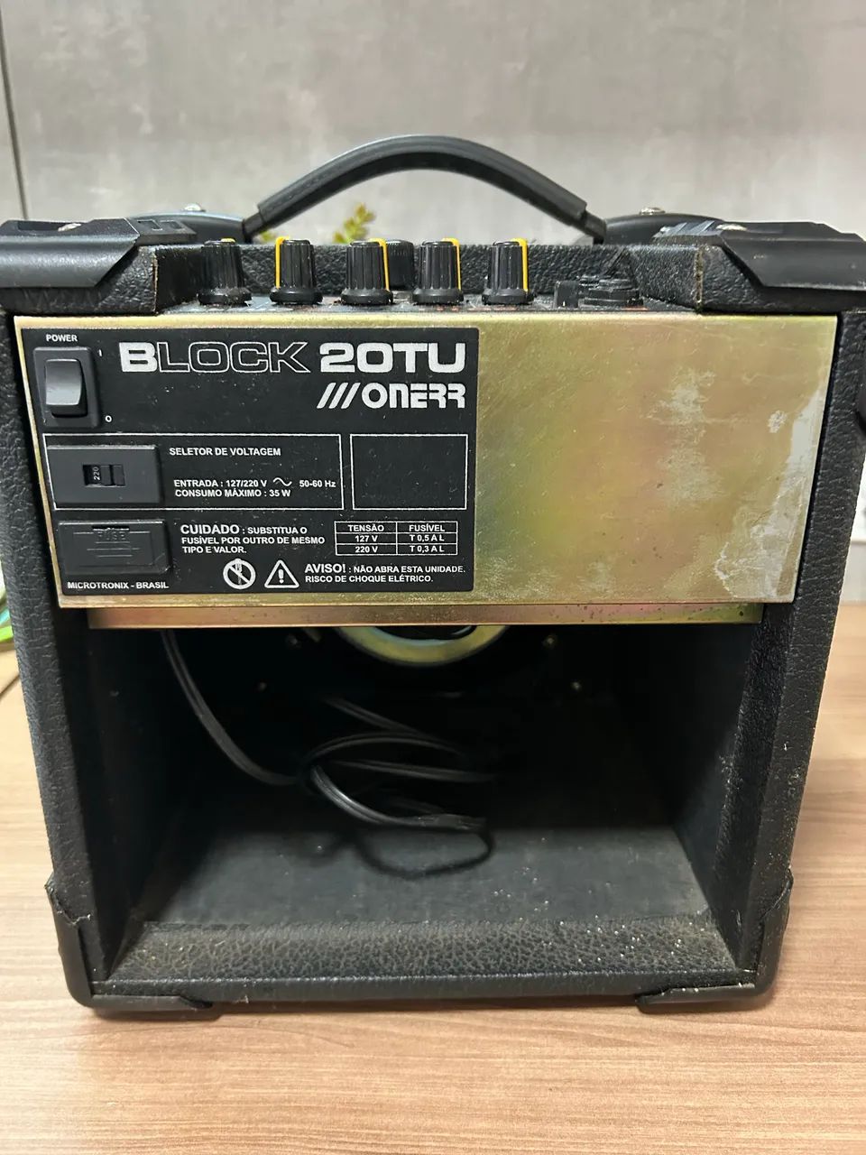 Amplificador para Guitarra Onerr Block 20TU - Foto 3