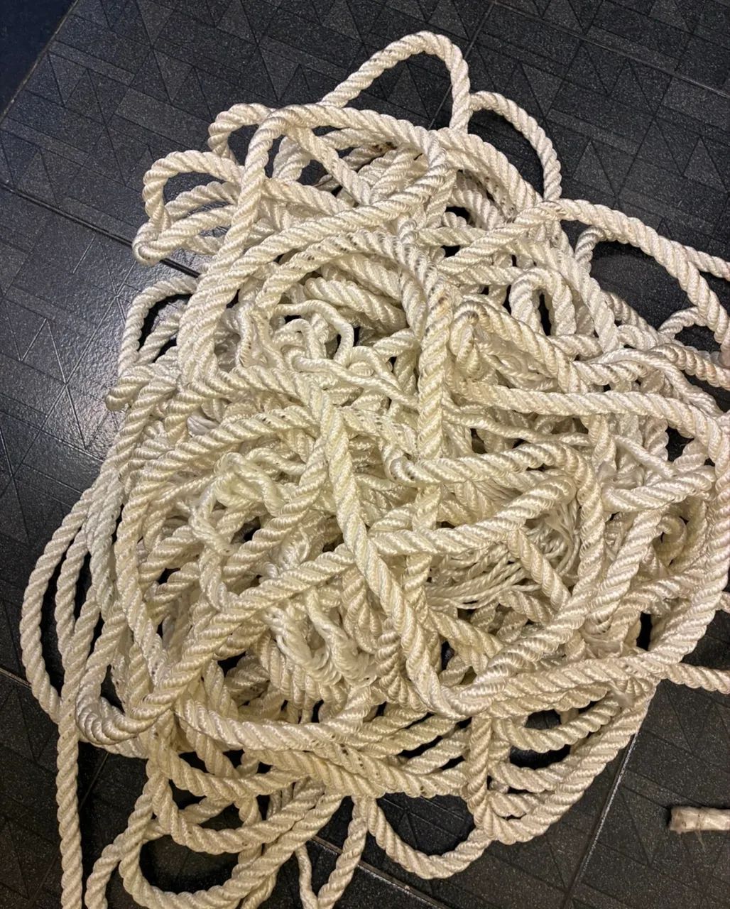 Corda Poliester Rolo Branca 10mm 50metros