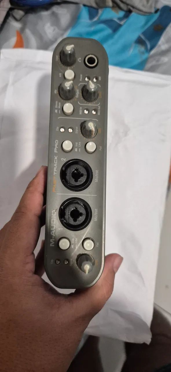 Interface de audio M-Audio Fast Traço Pro