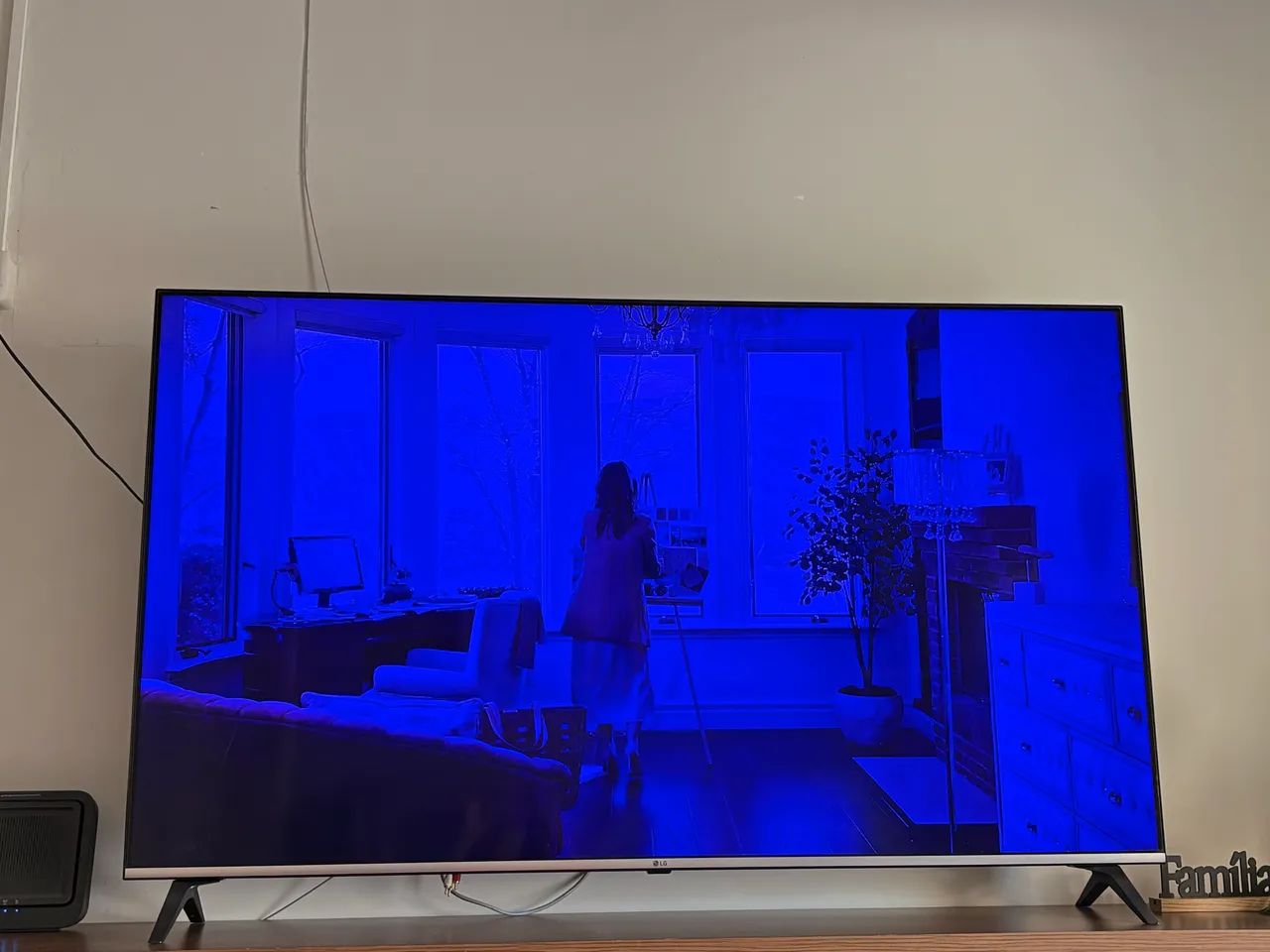 Vende se tv 65 polegadas smarth - Foto 2