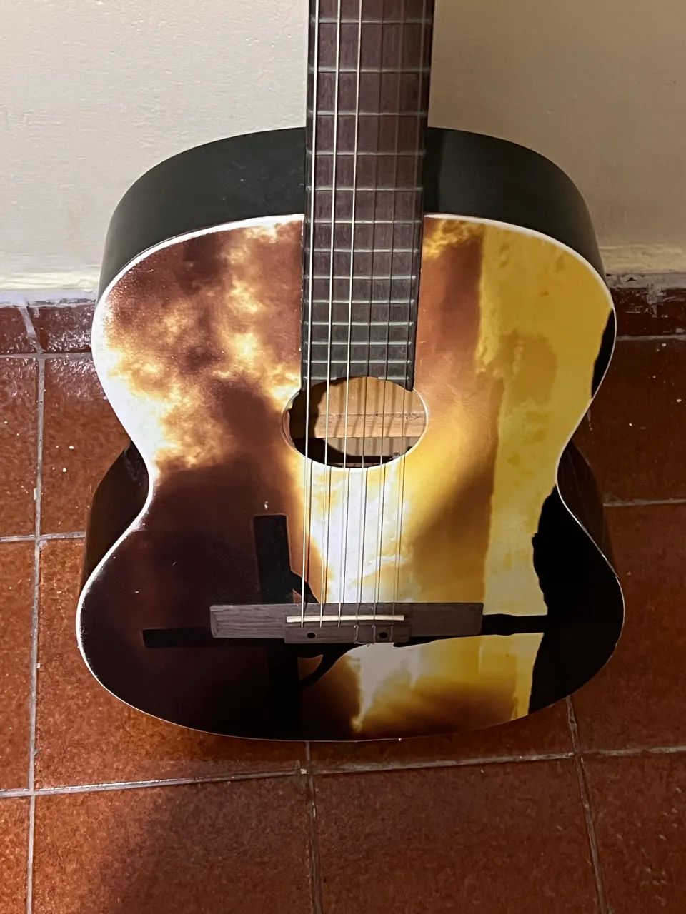 VIOLÃO COM CORDAS NOVAS + CAPA