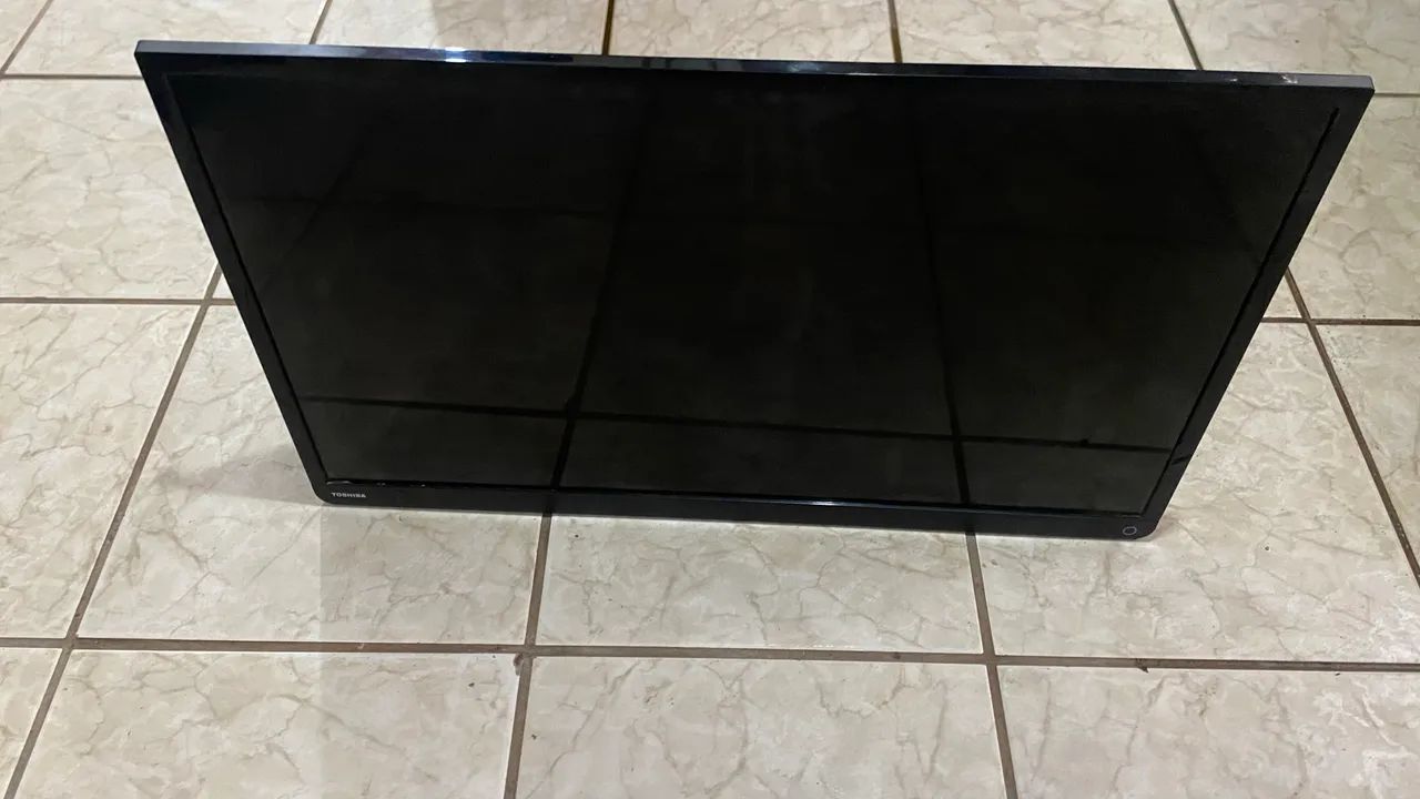  TV Semp Toshiba 32 polegadas PARA RETIRADA DE PEÇAS  - Foto 2