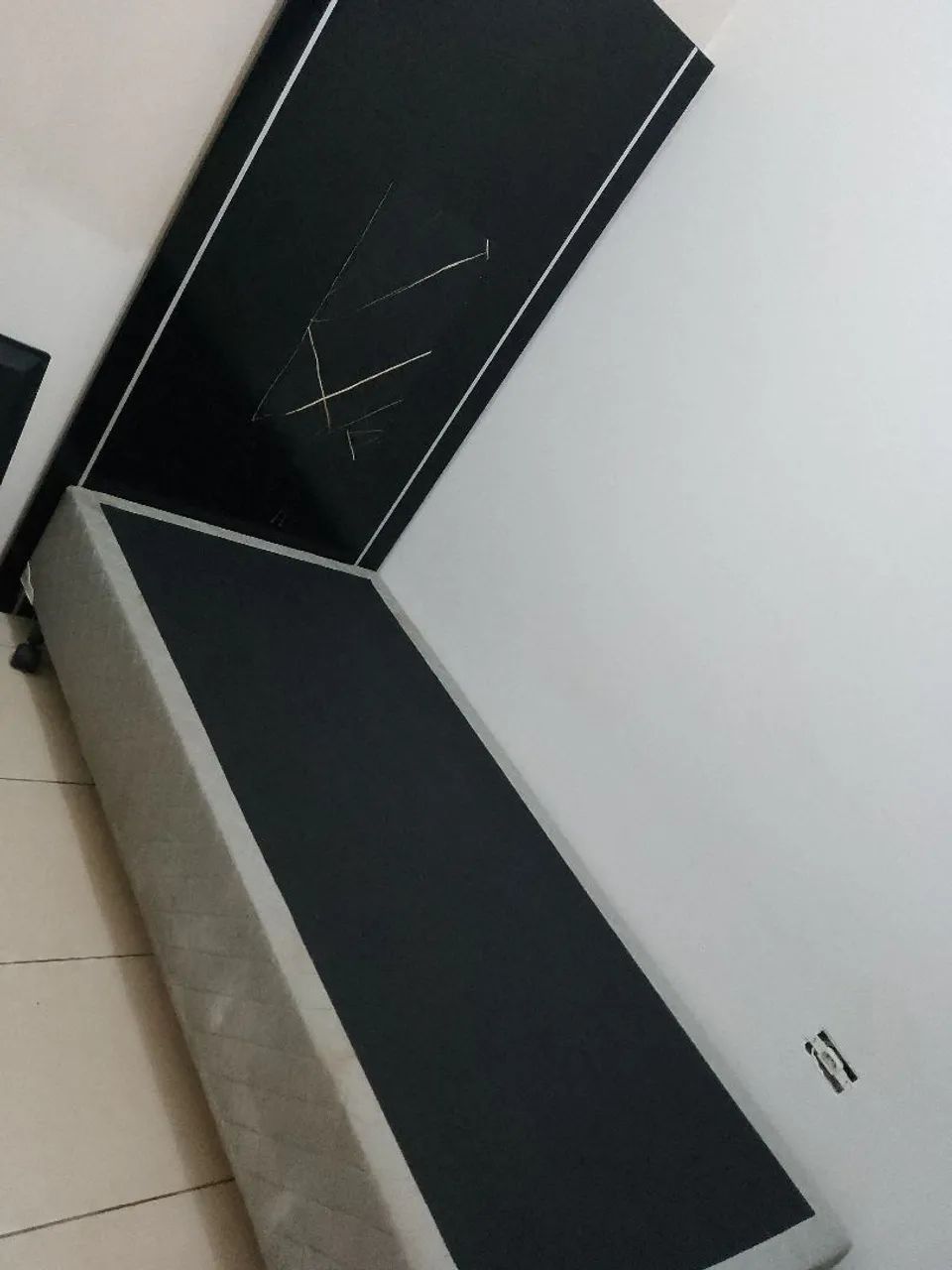 Cama Box,painel de tv