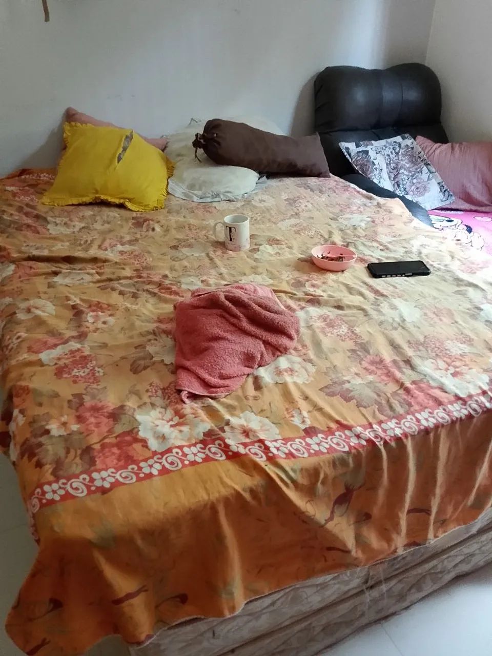 Cama box