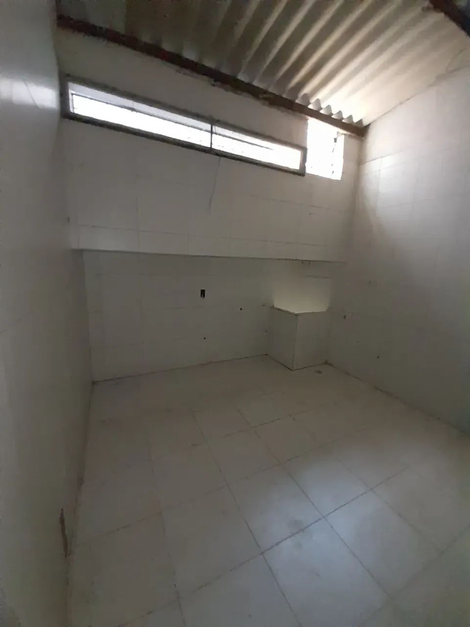 ALugo ponto comercial