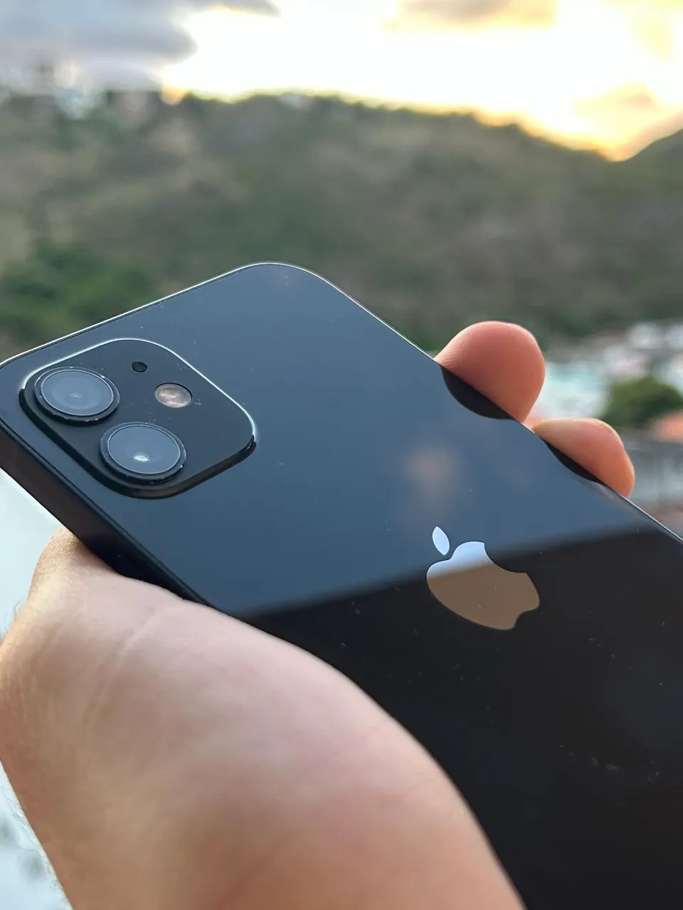 IPHONE 12 PRETO SEMI NOVO  - Foto 4