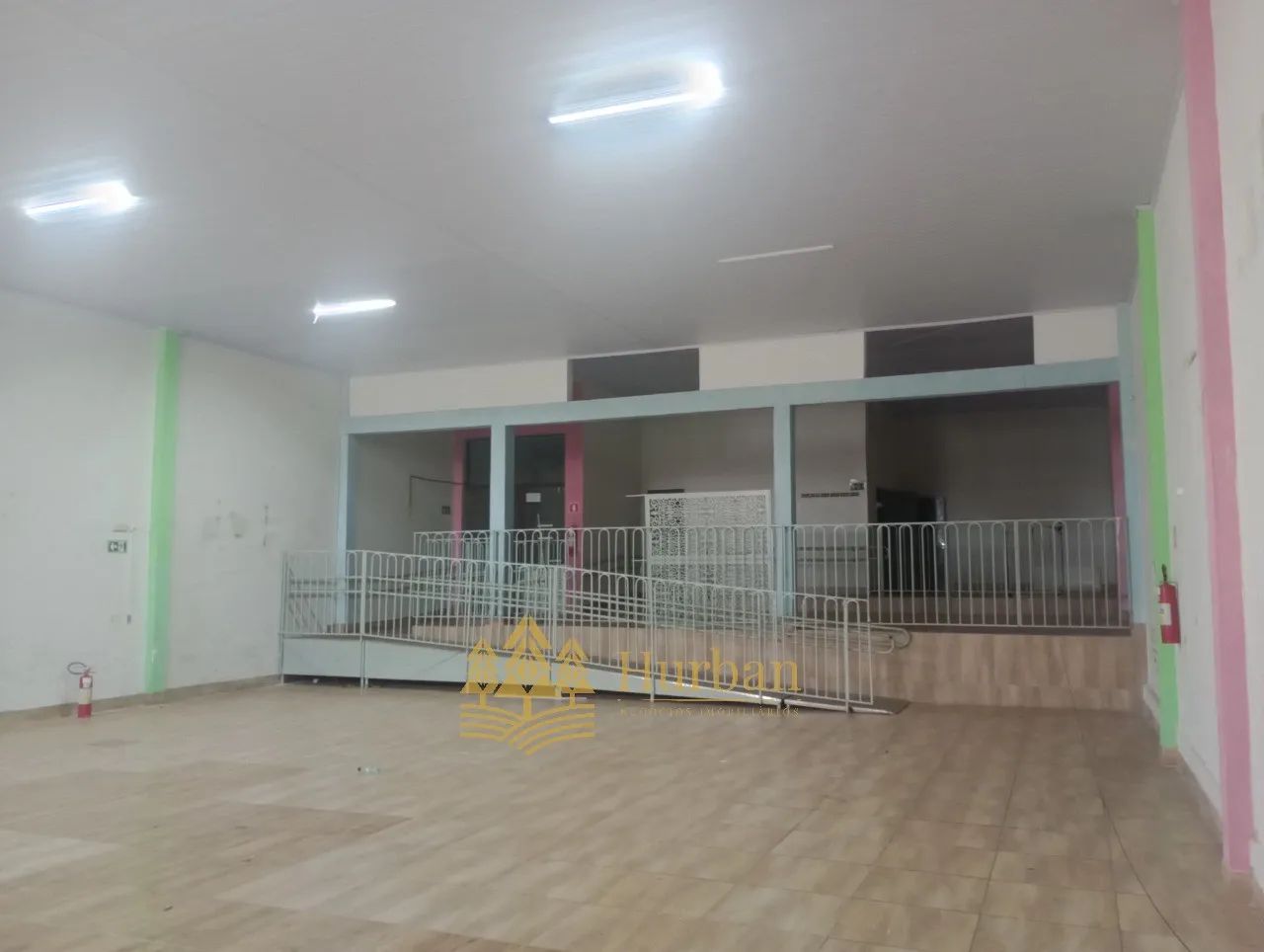 GALPAO COMERCIAL em UBERLÂNDIA - MG, TIBERY - Foto 5