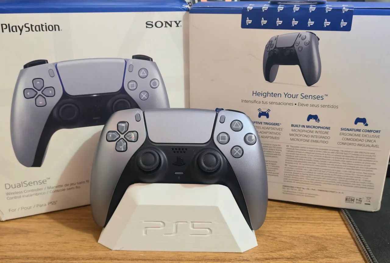 Controle PS5 DualSense Sterling Silver - Base de brinde 