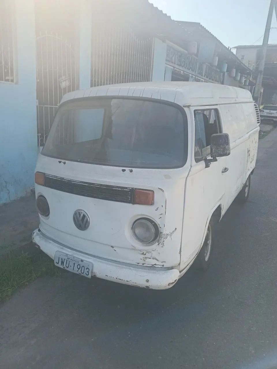Volkswagen Kombi KOMBI FURGãO 2002