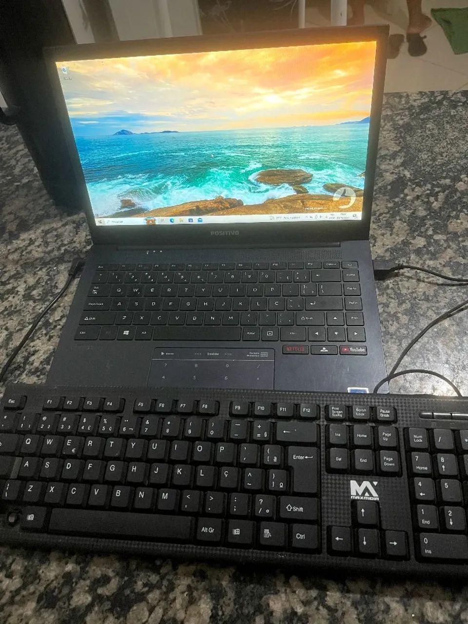 Notebook pouco usado - Foto 2