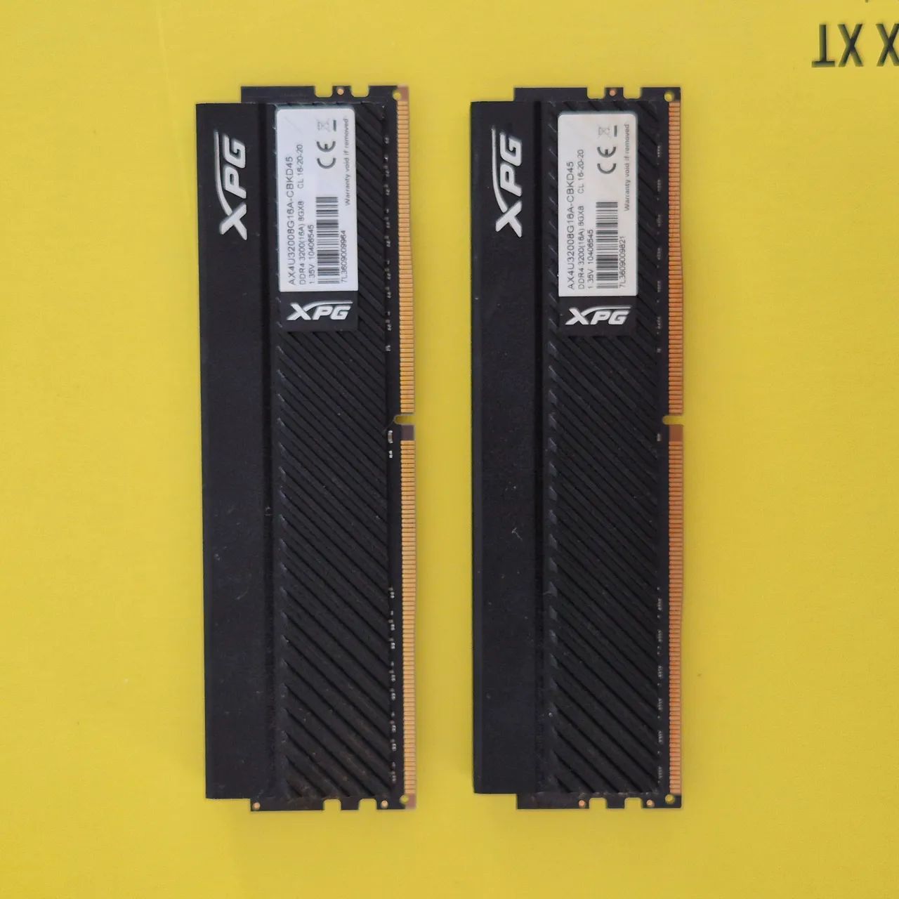 Kit Memória DDR4 3200 2x8gb XPG - Foto 2