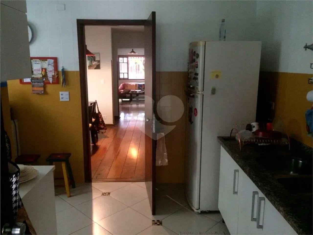 Sobrado em rua fechada. - Foto 2