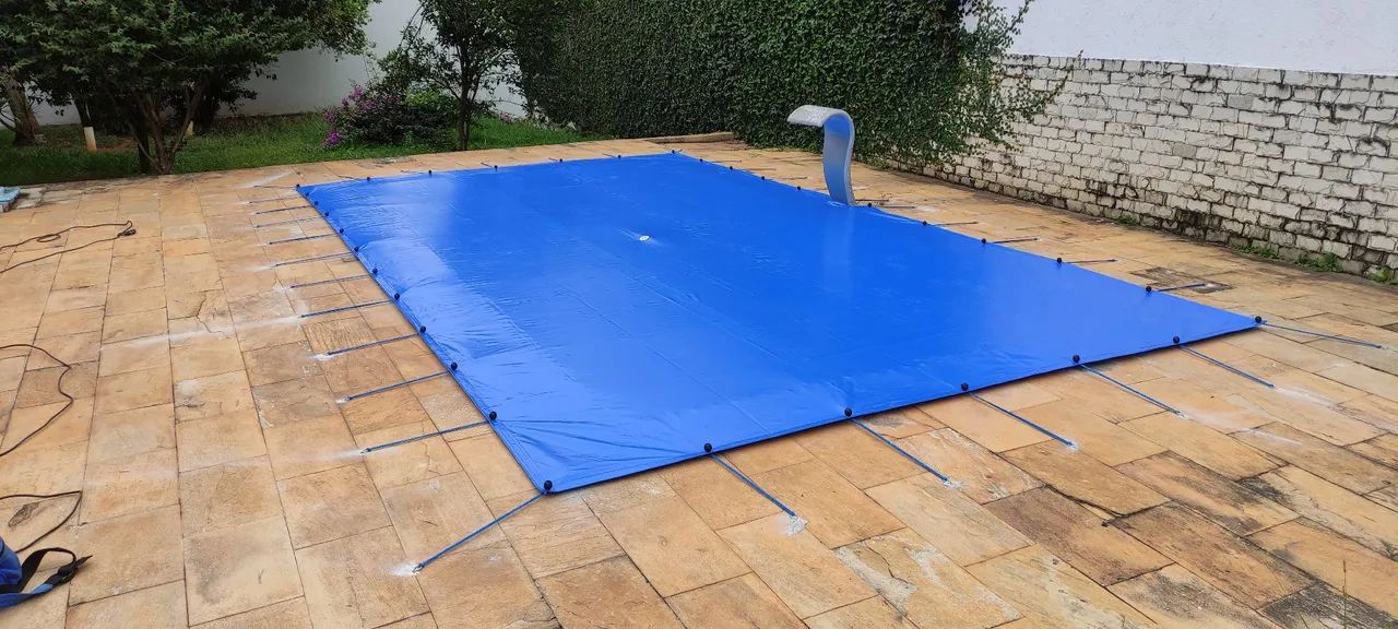 Capa de proteção para piscinas 