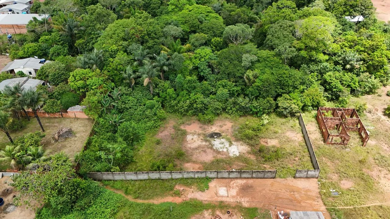 Terreno no Iranduba murado 