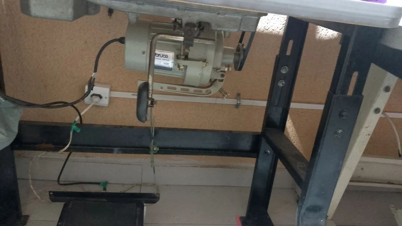 Máquina de costura Reta  - Foto 2