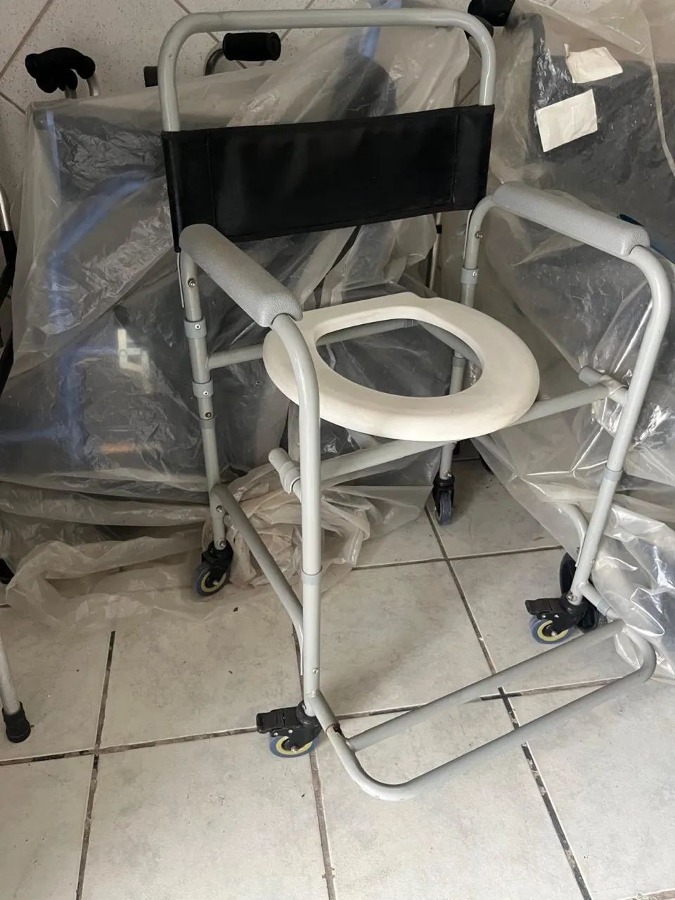 Cadeira de banho - Foto 2