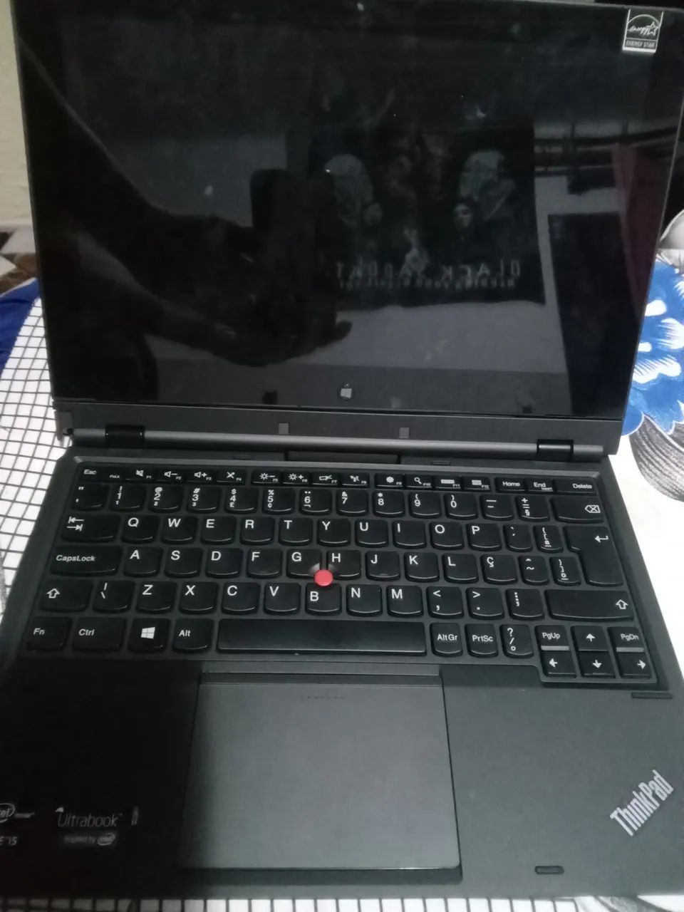 Notebook Lenovo ThinkPad (2 em 1 )