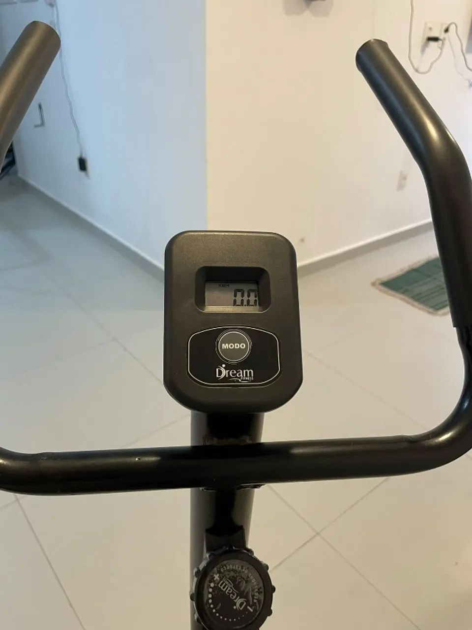 Bicicleta Ergométrica Magnética Vertical Max V - Foto 2