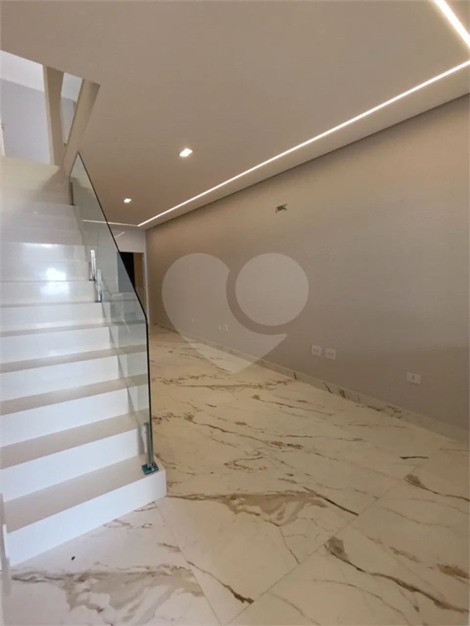 SOBRADO GEMINADO MODERNO E SOFISTICADO  PRONTO PARA MORAR! - Foto 4