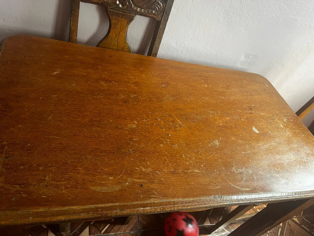 Vende mesa de madeira maciça - Foto 2