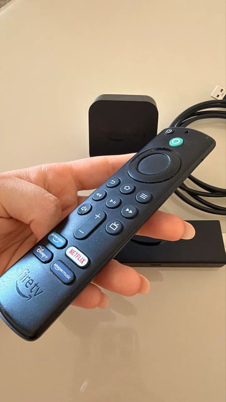 Fire TV Stik 4K Amazon - Foto 2