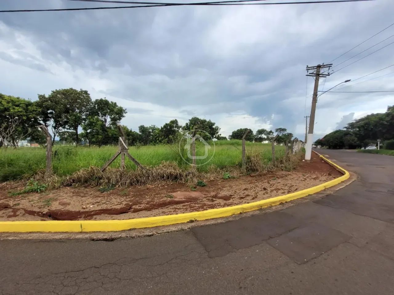 TERRENO BAIRRO MONTE CASTELO - Foto 4